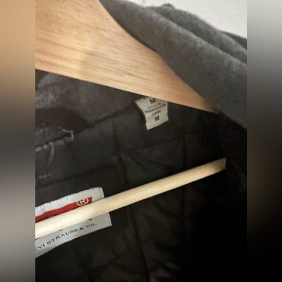 Vintage Levi’s Wool Blend Hooded Military Jacket | Size: Medium | Colour: Black - Picture 4 of 5